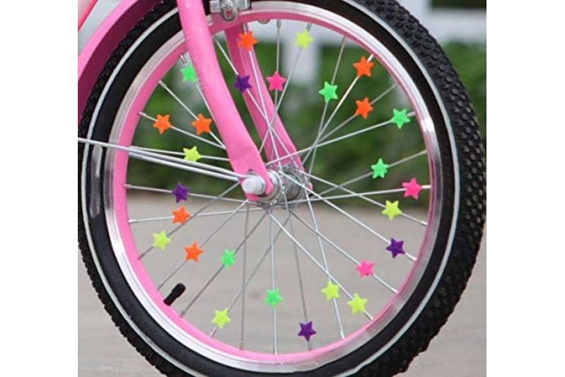 Adornaments per rodes de bicicleta amb forma d'est