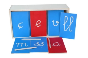 Abecedario catalan con surco Montessori