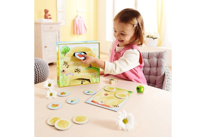 La abeja Adela. Mis primeros juegos