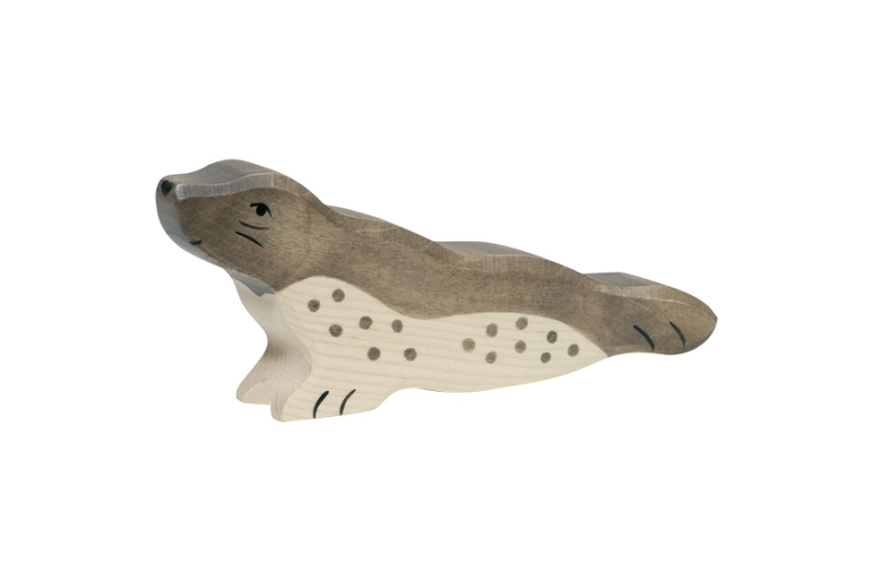 Foca amb el cap alçat