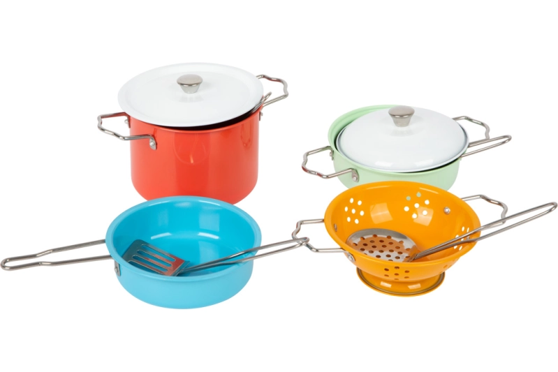 Set d'olles de cuina amb accessoris