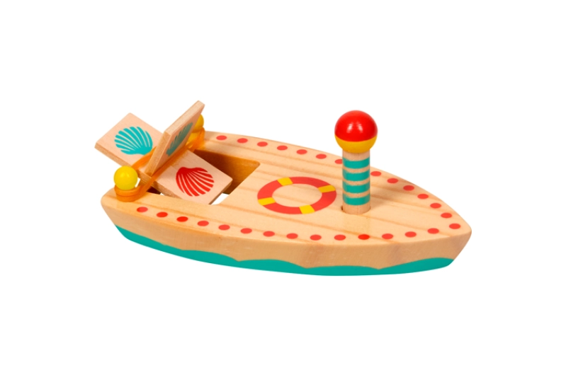 Barco de madera motor con gomas