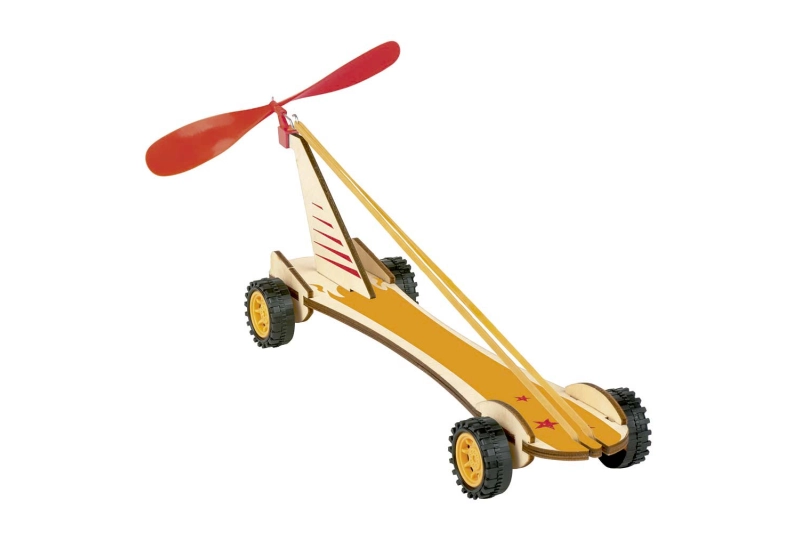 Kit de muntatge d'un cotxe amb motor de goma