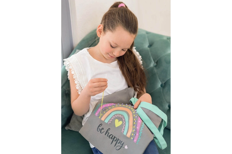 Manualidades divertidas: decorar una bolsa