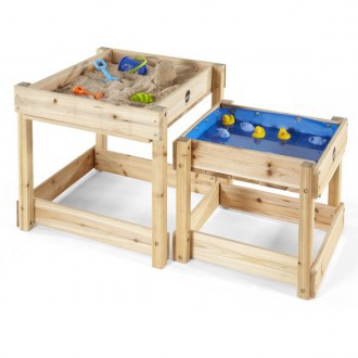 Mesas nido de madera para agua y arena