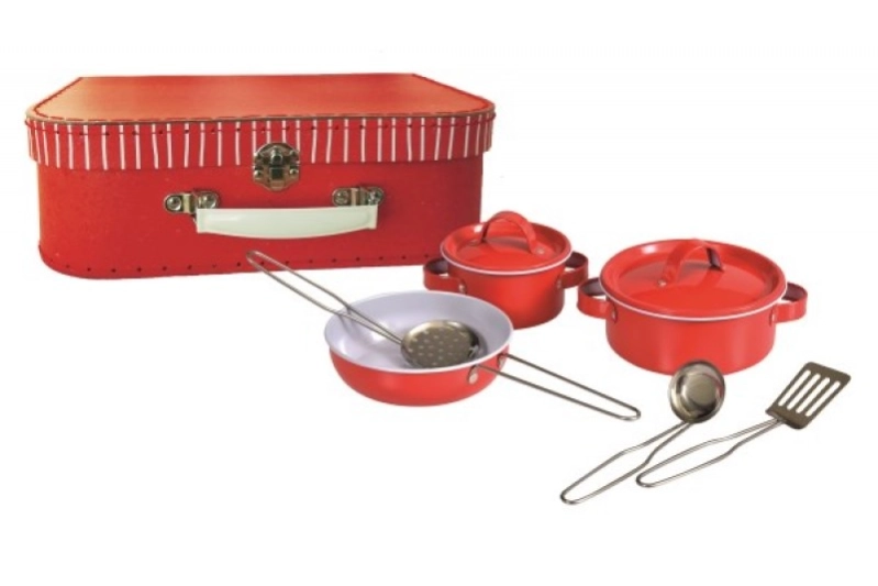 Maleta con utensilios de cocina