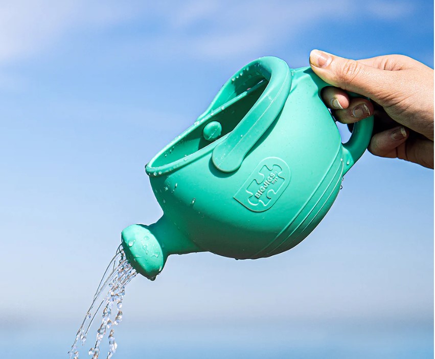 Regadera de silicona verde