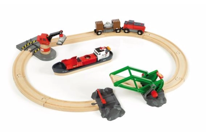 Circuit de tren amb port Maritim Brio
