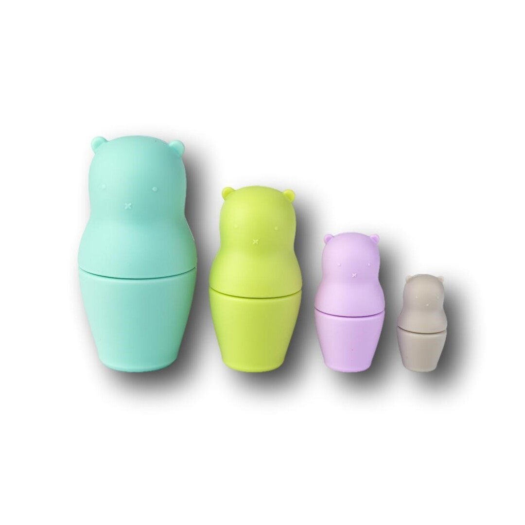 Muñecas rusas de oso-neón