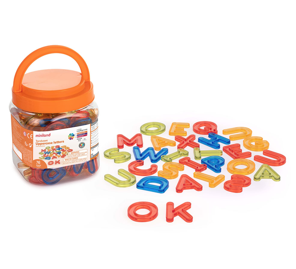 Letras mayúsculas translúcidas Miniland