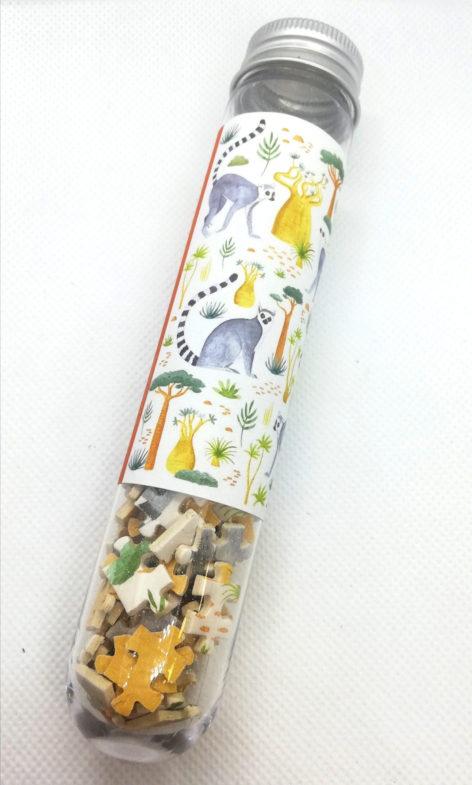 MICRO PUZZLE LEMURS 150 PECES