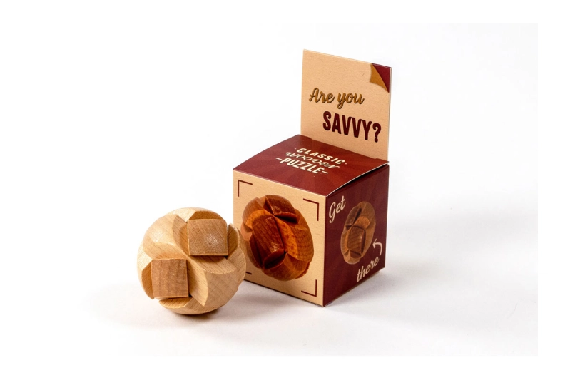 Trencaclosques classic wooden. Are you savvy?