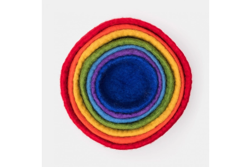 Conjunto cestas arco iris de fieltro