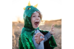 Capa de dragón verde