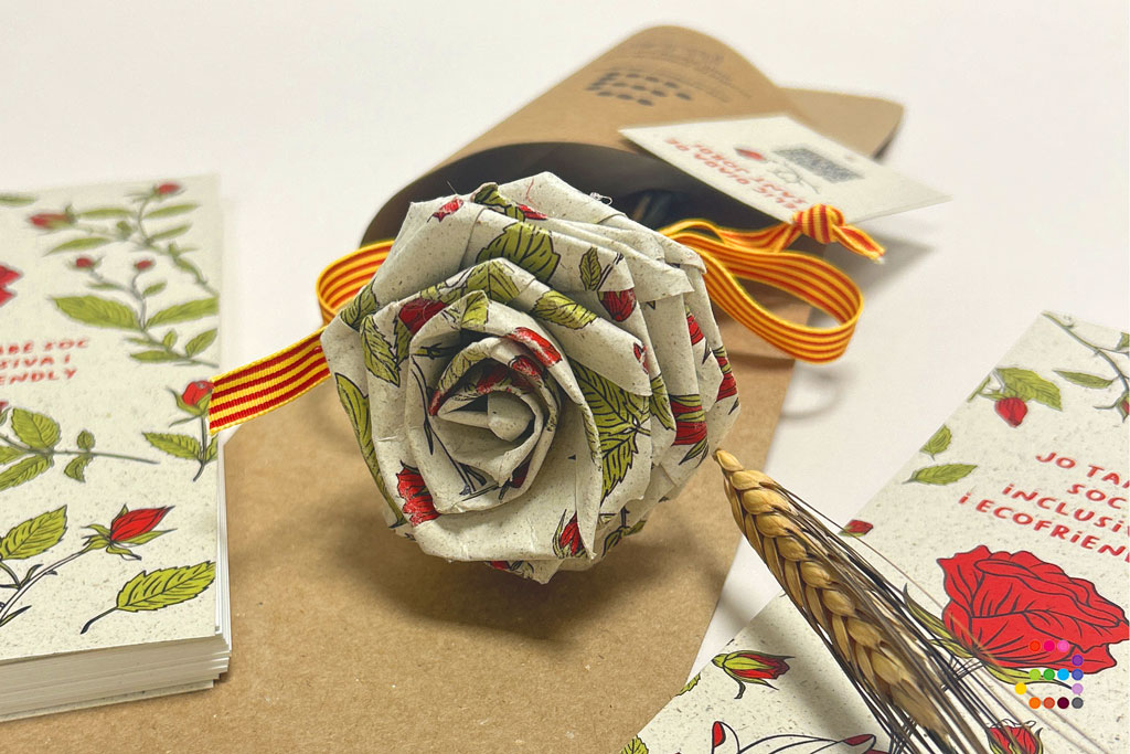 Rosa orgànica de paper de gespa reciclada