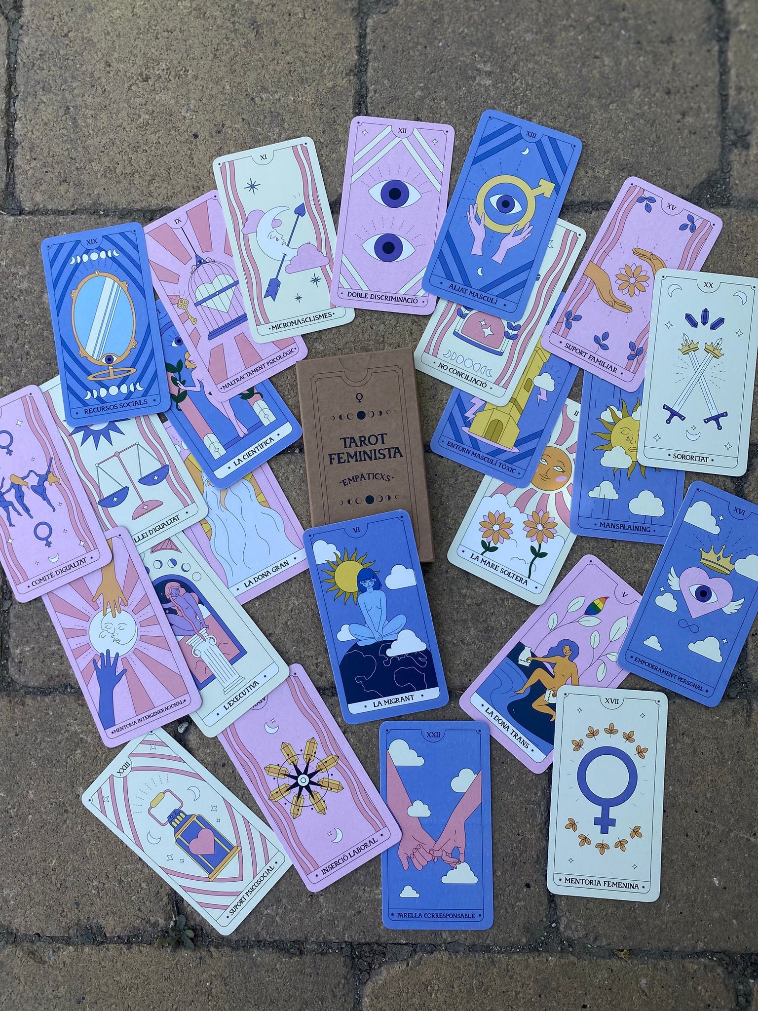 Tarot Feminista "Empàticxs" català