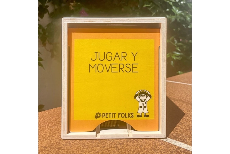 Petits Folks. Jugar y moverse (edició en castellà)
