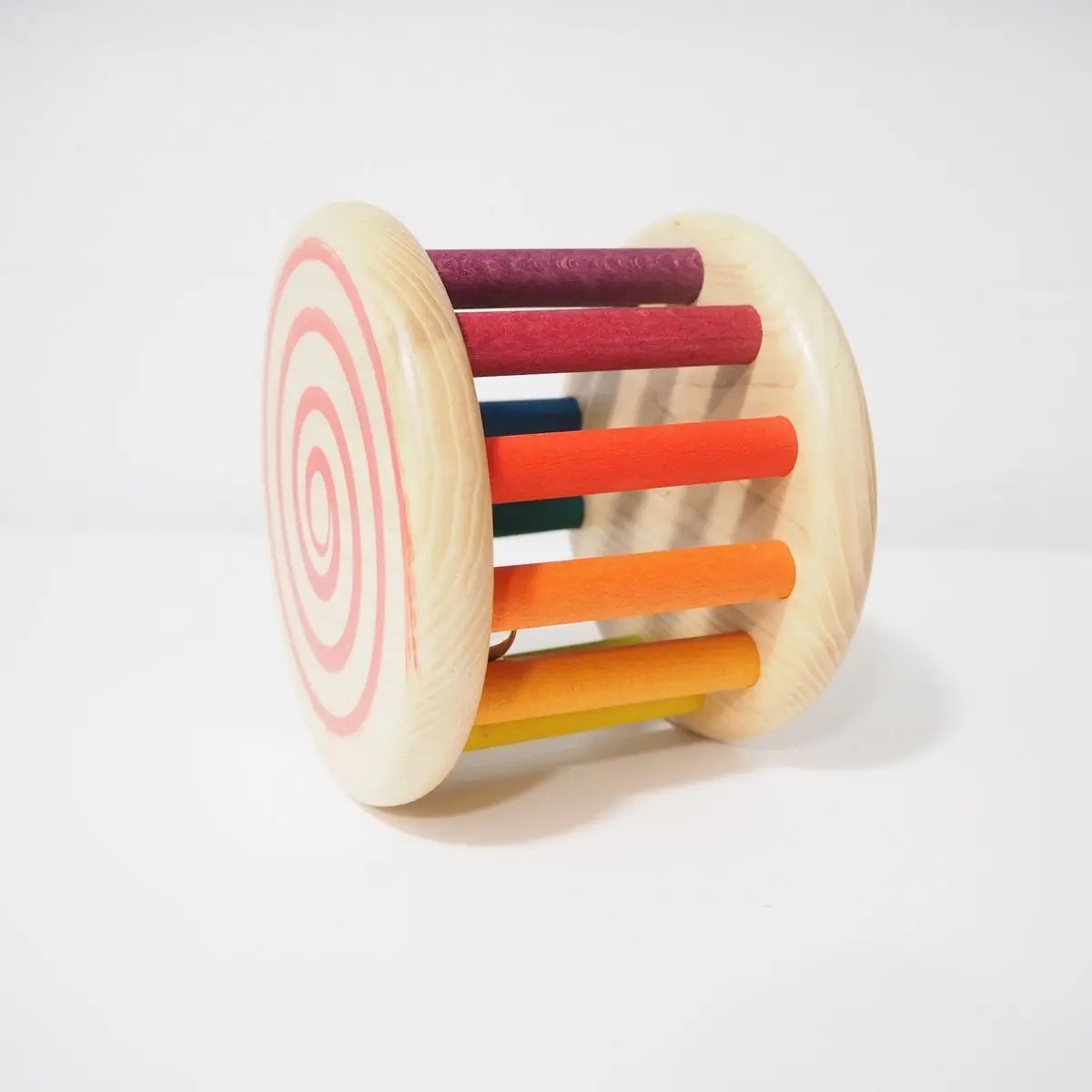Rodari de madera multicolor con espiral Ludojoc