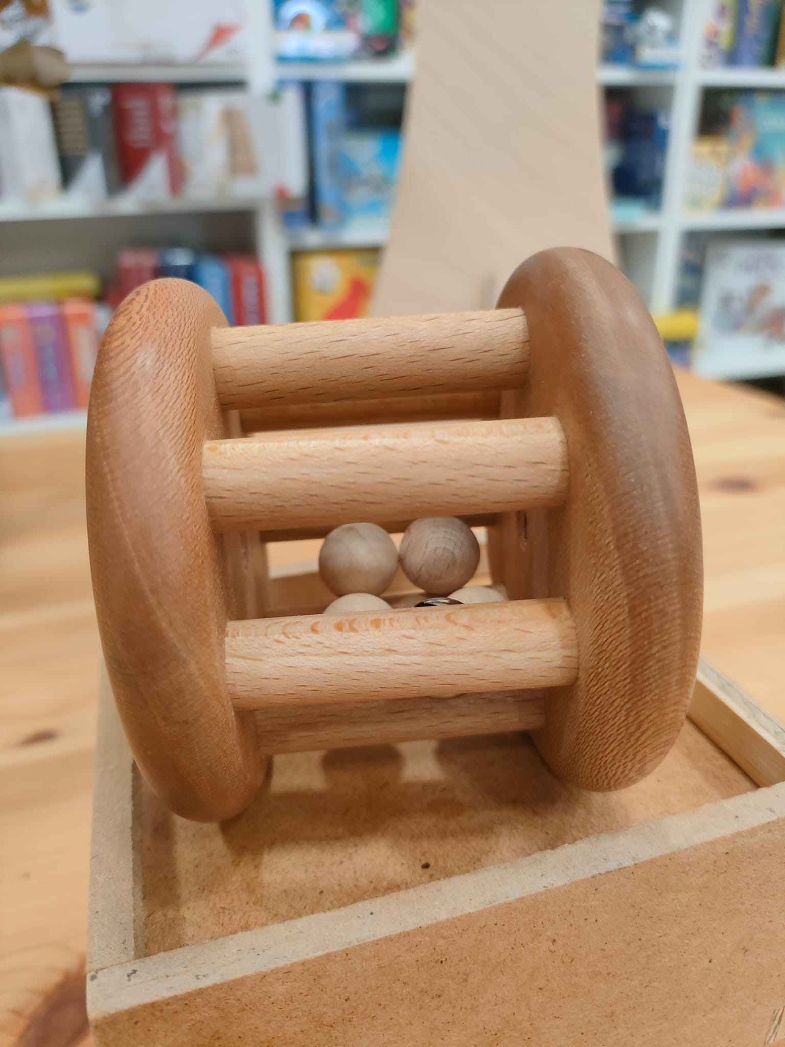 Rodari de madera natural Ludojoc