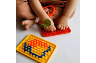 Panell sensorial Wiggly Toy - Taronja