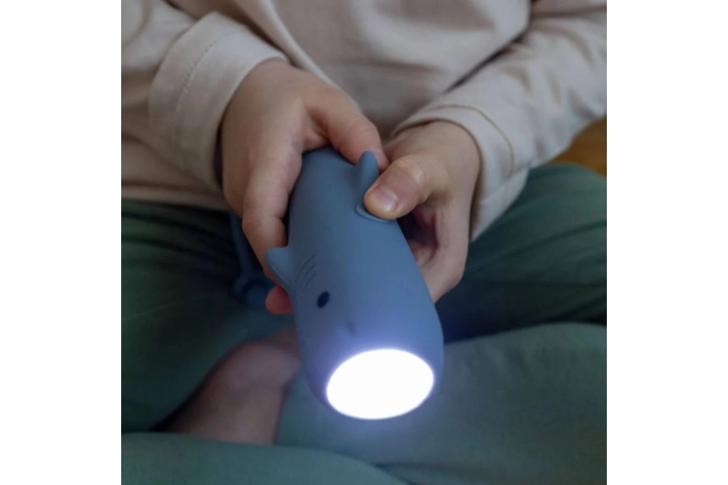 Llanterna de silicona Sharky