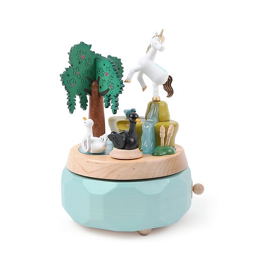 Caja de música de madera: Unicornio con cisnes