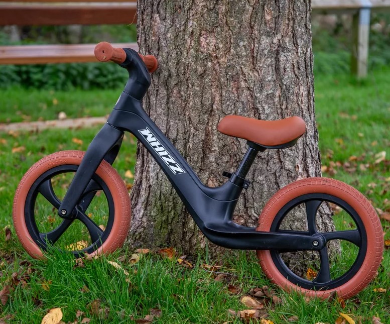 Bicicleta sense pedals Whizz negre