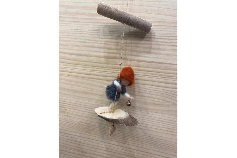 Mòbil de feltre infant amb picarol