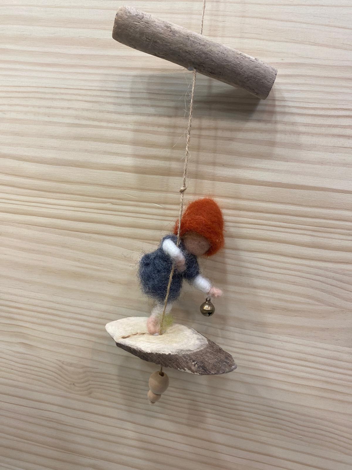 Mòbil de feltre infant amb picarol