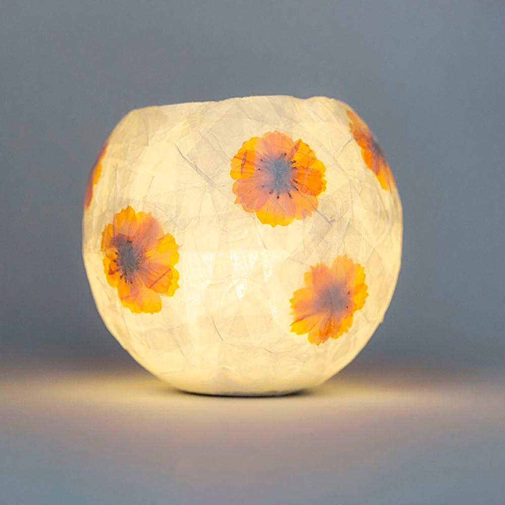 Crea la teva làmpada de paper