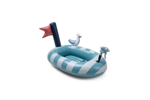 Barca hinchable con pistola de agua