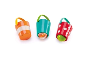 Cubells petits per jugar amb aigua