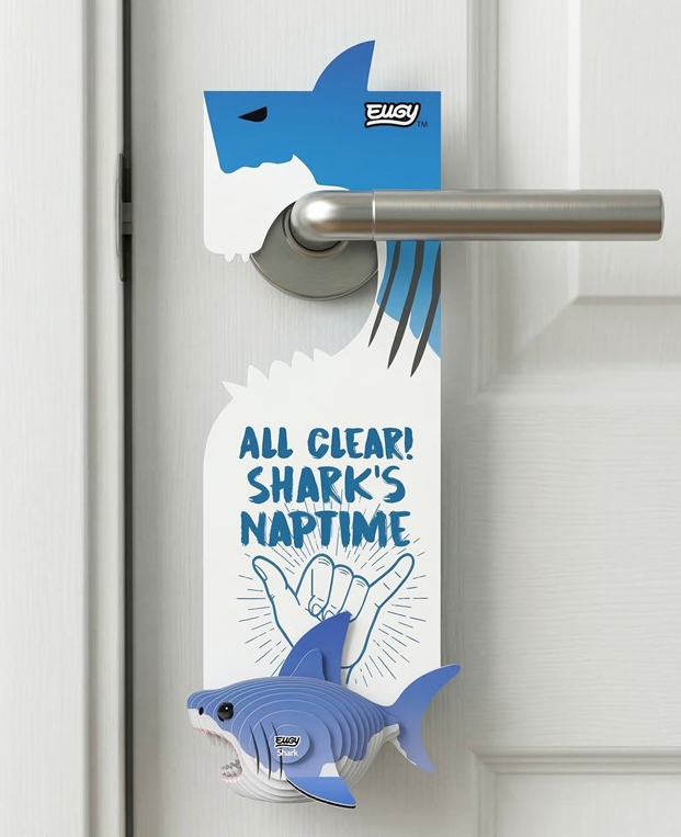 Eugy Shark door hanger